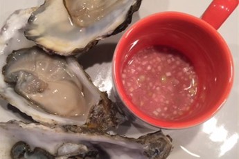 Oysters with lambic dressing