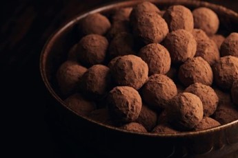 Chocolate salted caramel truffles