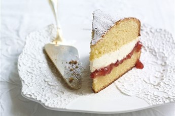 Vanilla layer cake