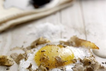 Fried duck egg