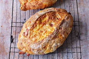 Bacon and cheddar loaves