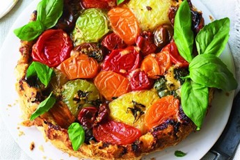 Upside-down heirloom tomato tatin recipe