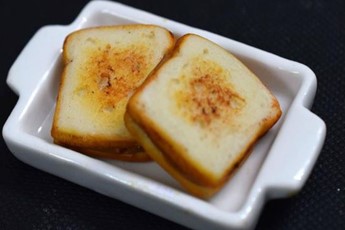 tiny toast
